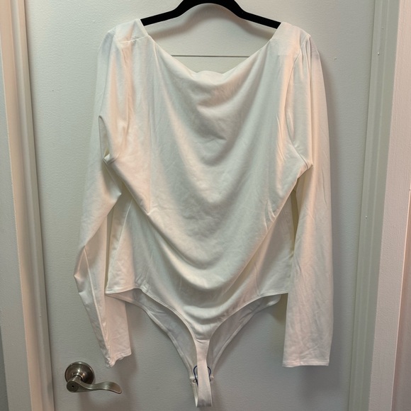 NWT Good American Good Touch Ring Ruched Bodysuit - Picture 4 of 4